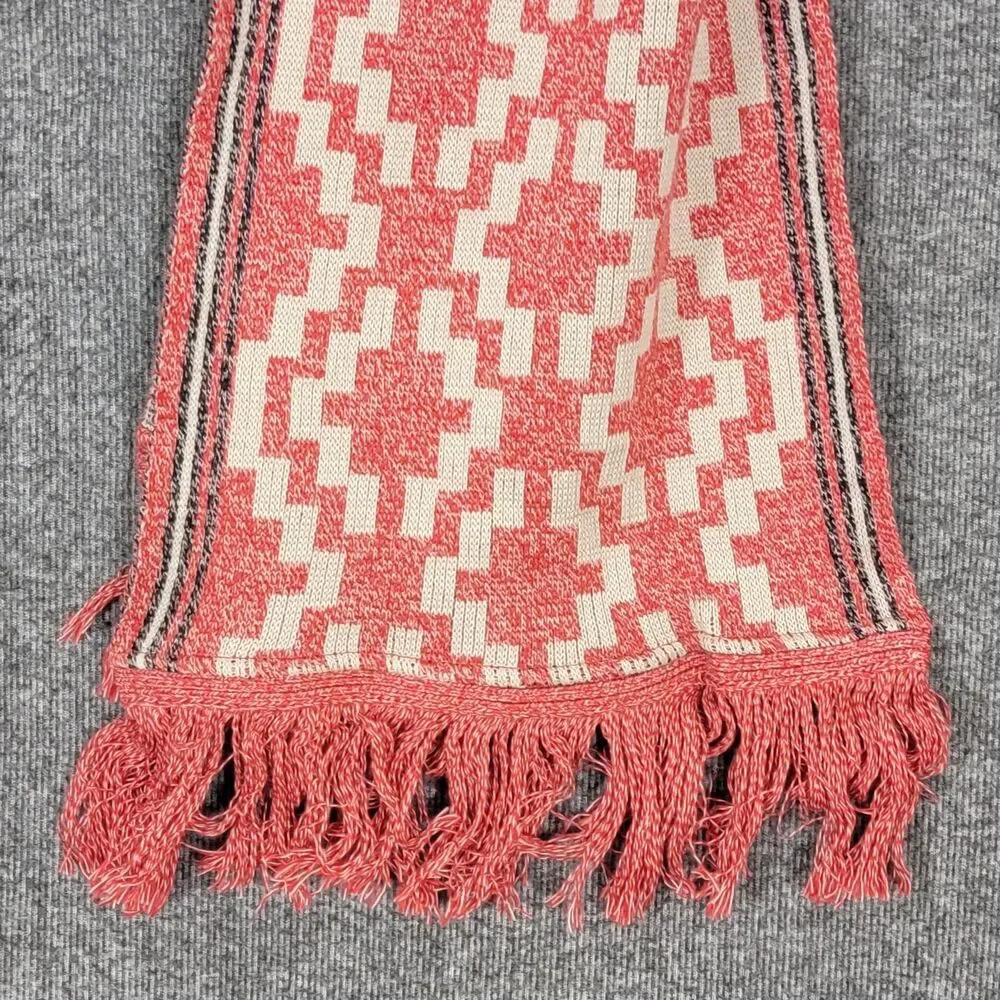 Arandu knit fringed